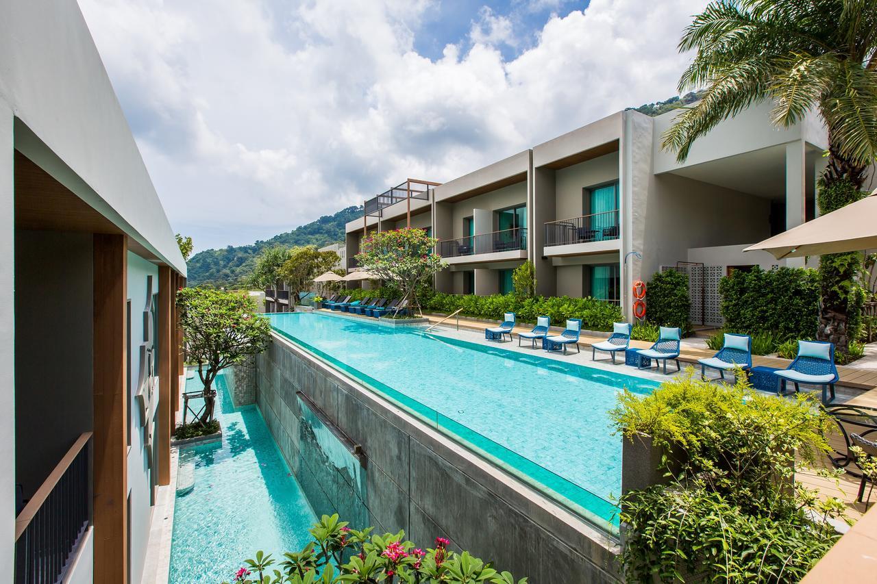 Fusion Suites Phuket Patong Buitenkant foto The Village